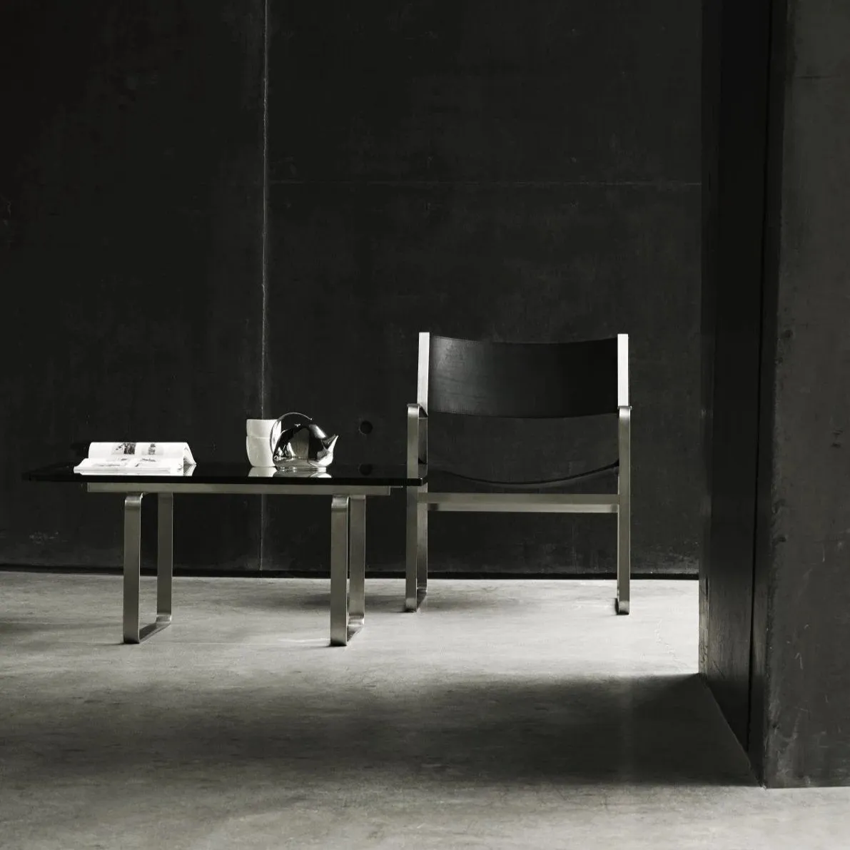 CH106 Coffee Table